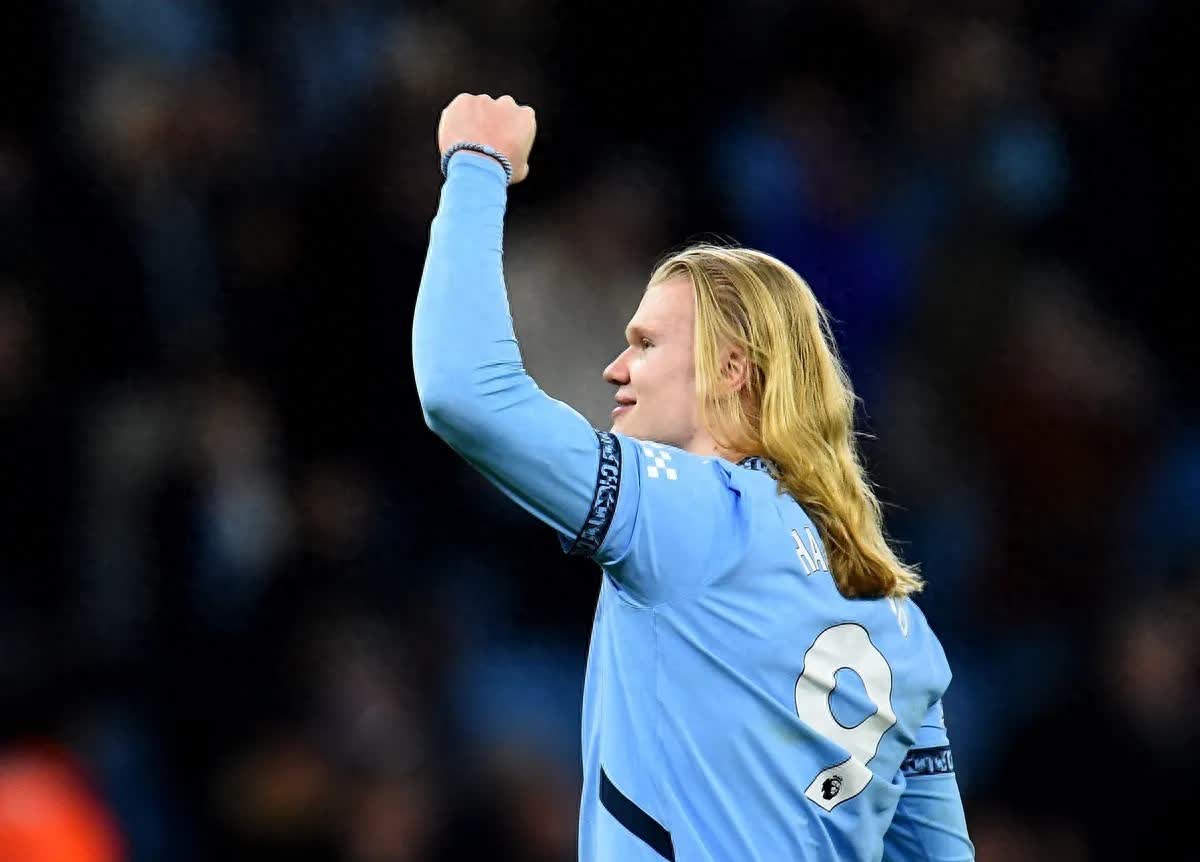 开云sport-关于巴萨险胜曼联，哈兰德补时绝平法甲的信息