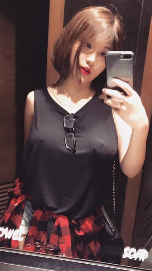 C罗超神一战难救主！波兰守住胜局击退喀麦隆