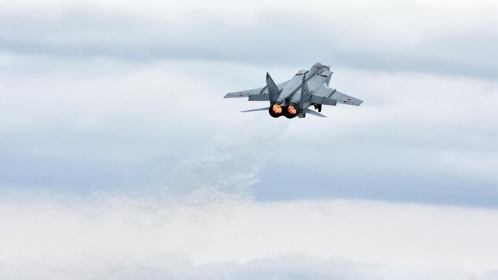 开云sport-孤星映麦城，布伦森53分之夜，一场没有假如的史诗